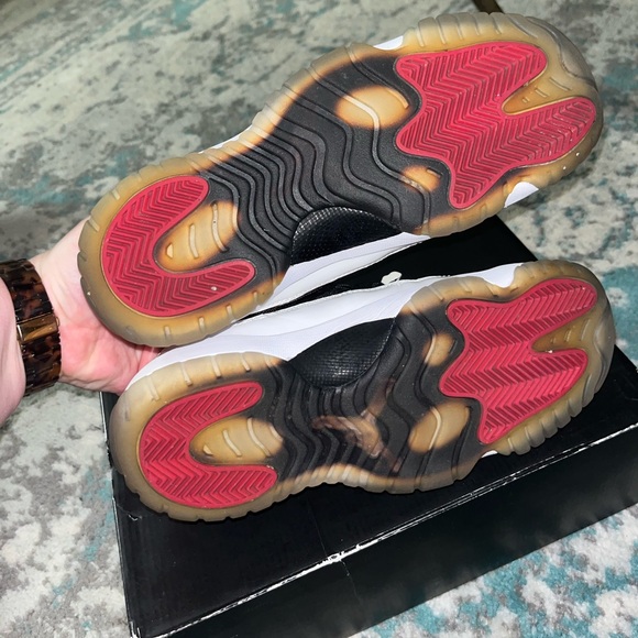 Nike Jordan 11 - Picture 4 of 9